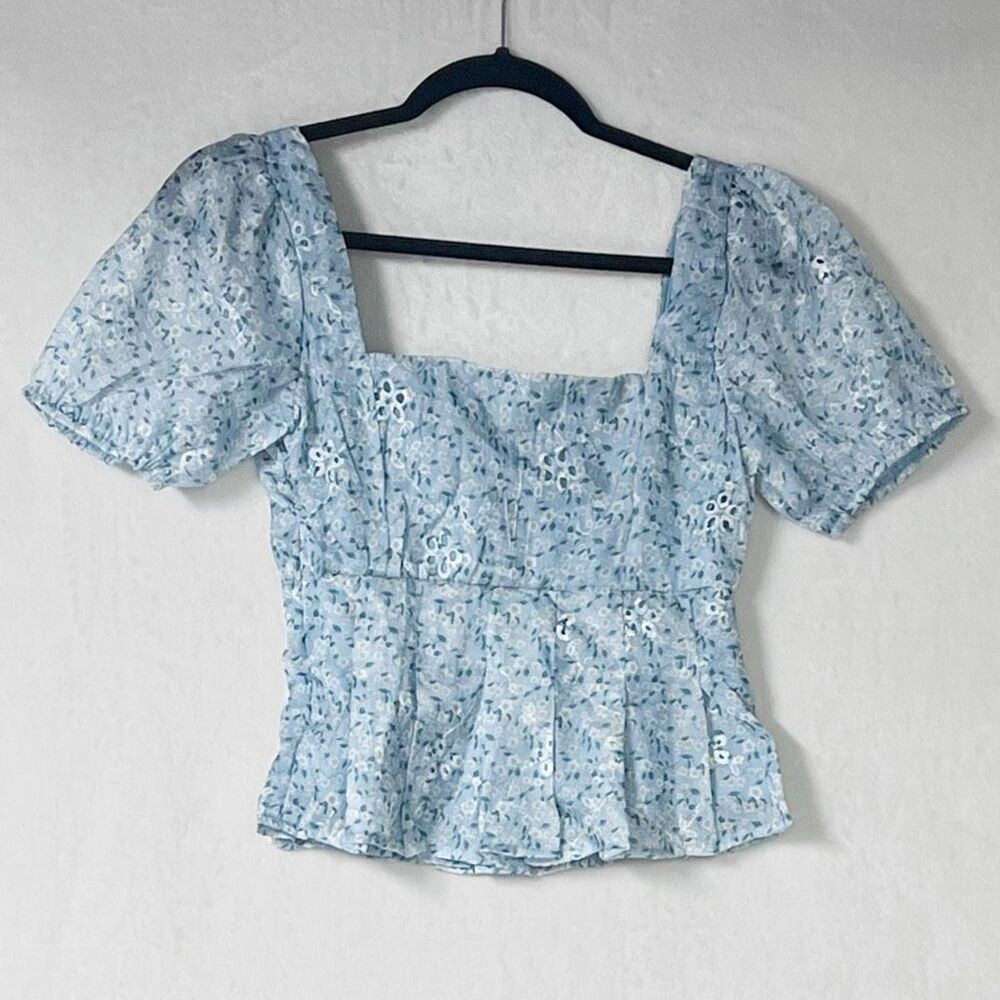 Lulus Dainty Effect Blue Floral Embroidered Pleated Puff Sleeve Top Size XS NWT - Picture 6 of 11